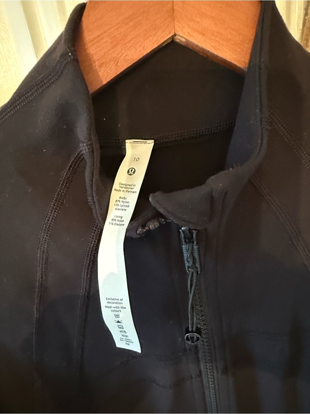 Lululemon Define Jacket - Picture 3 of 4
